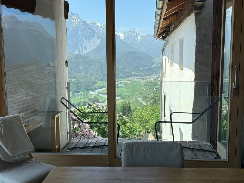 Ferienwohnung Sent - Casa Foppa - Aussenansicht